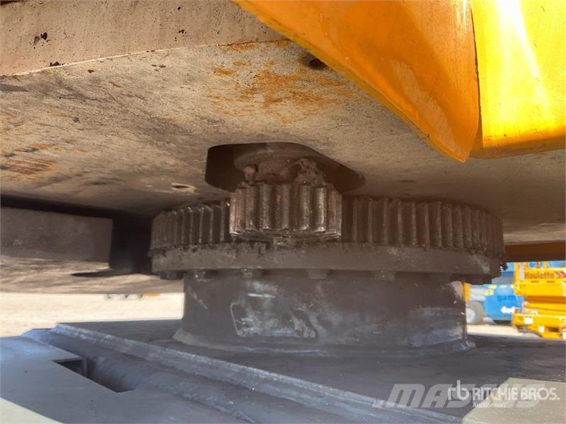 Haulotte HA12IP 2WD Electric Articulating Boom Lift Bomlifte med knækarm