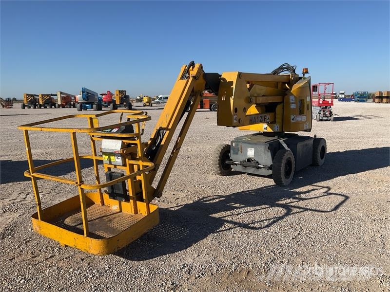 Haulotte HA12IP 2WD Electric 12 mts Electric Articulating B Bomlifte med knækarm