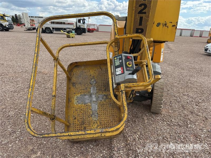 Haulotte HA12IP 2WD Electric Nacelle Articulee Articulating رافعات سلة مفصلية