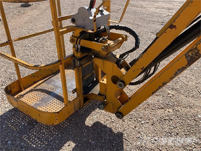 Haulotte HA12IP 2WD Electric Articulating Boom Lift Ανυψωτήρες με αρθρωτό βραχίονα