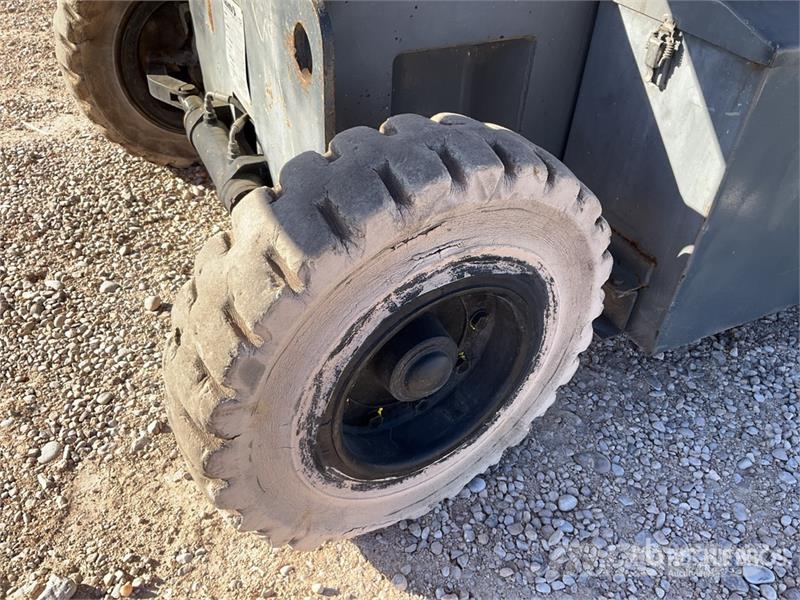 Haulotte HA12IP 2WD Electric 12 mts Electric Articulating B Bomlifte med knækarm