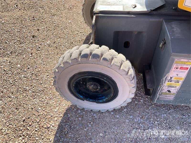 Haulotte HA12IP 2WD Electric Articulating Boom Lift Ανυψωτήρες με αρθρωτό βραχίονα