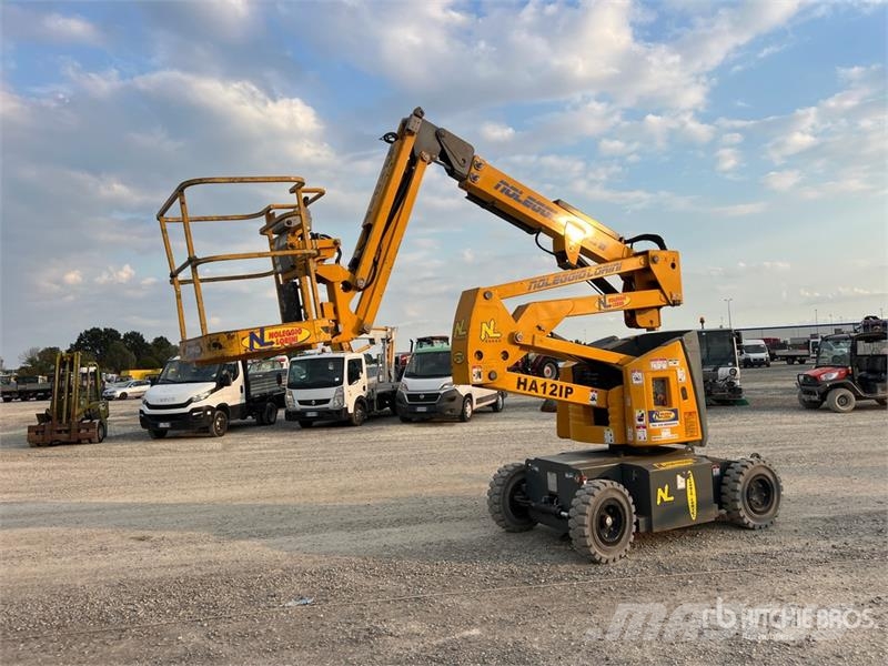 Haulotte HA12IP Electric Articulating Boom Lift Plataformas con brazo de elevación manual
