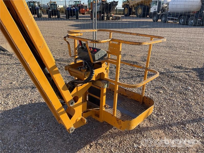 Haulotte HA12IP Electric 12 mts Articulating Boom Lift Bomlifte med knækarm