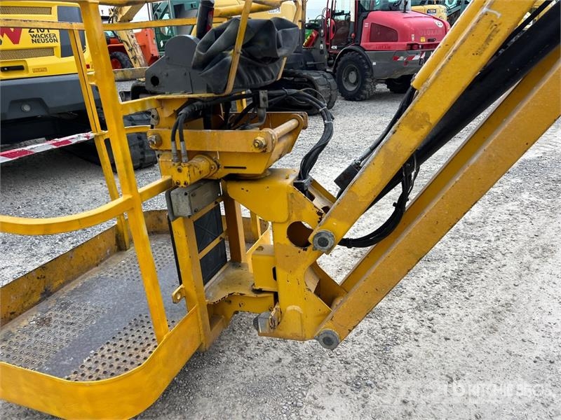 Haulotte HA12IP Electric Articulating Boom Lift Alkūniniai keltuvai