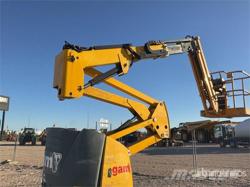 Haulotte HA12IP Electric 12 mts Articulating Boom Lift Bomlifte med knækarm