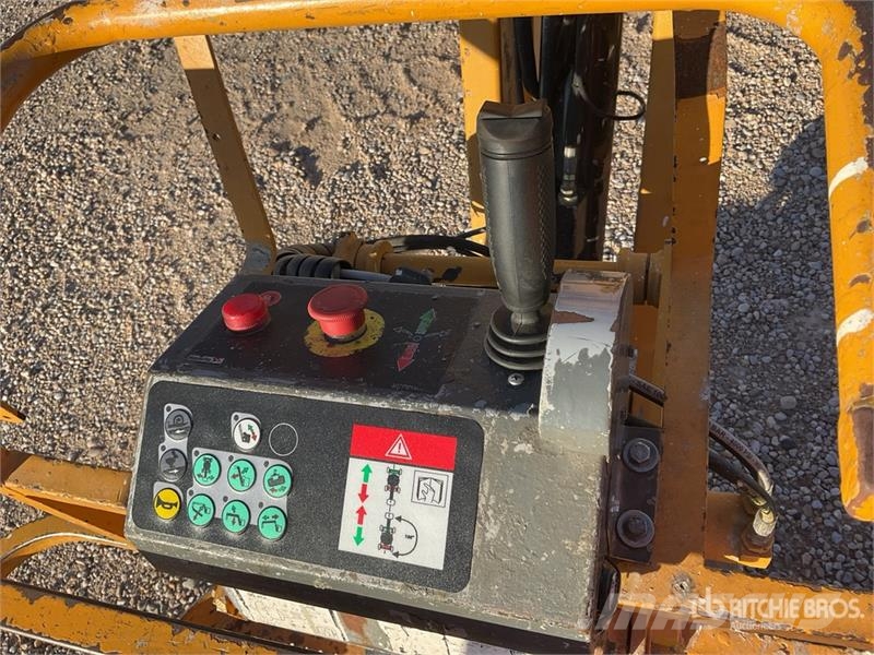 Haulotte HA12IP Electric 12 mts Articulating Boom Lift Bomlifte med knækarm