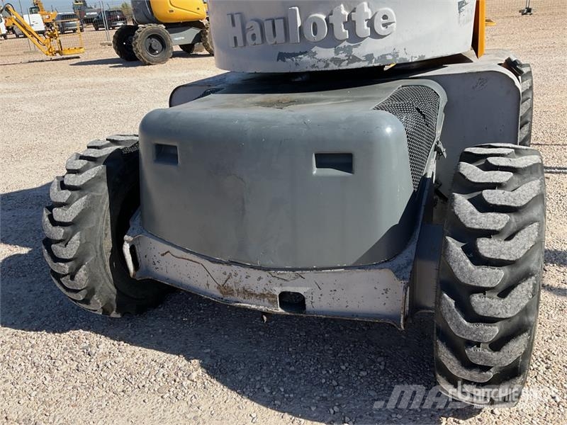 Haulotte HA12PX 4WD Diesel Articulating Boom Lift Bomlifte med knækarm