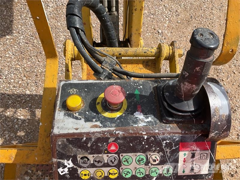 Haulotte HA12PX 4WD Diesel Articulating Boom Lift Колінчаті підйомники