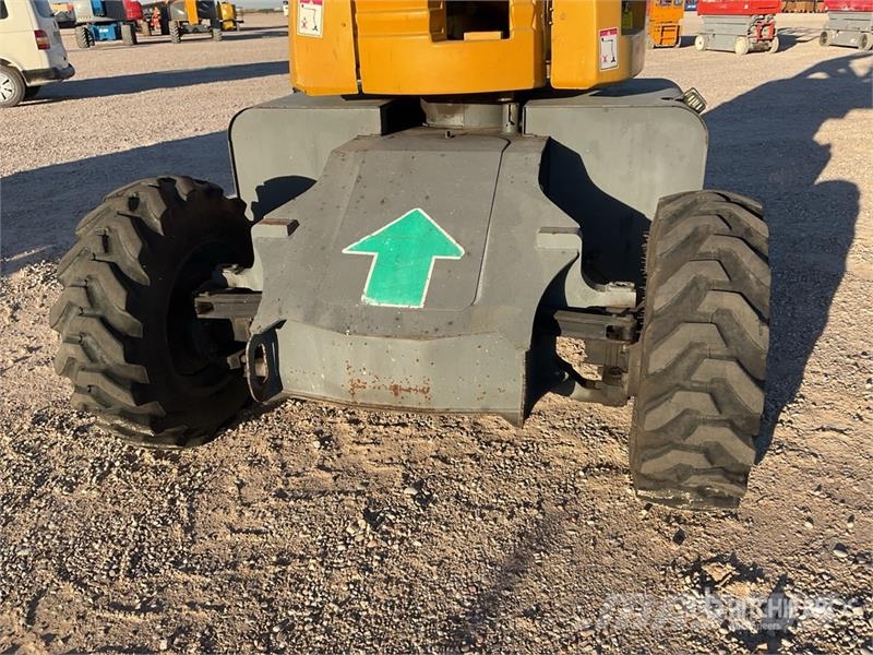 Haulotte HA12PX 4WD Diesel Articulating Boom Lift رافعات سلة مفصلية