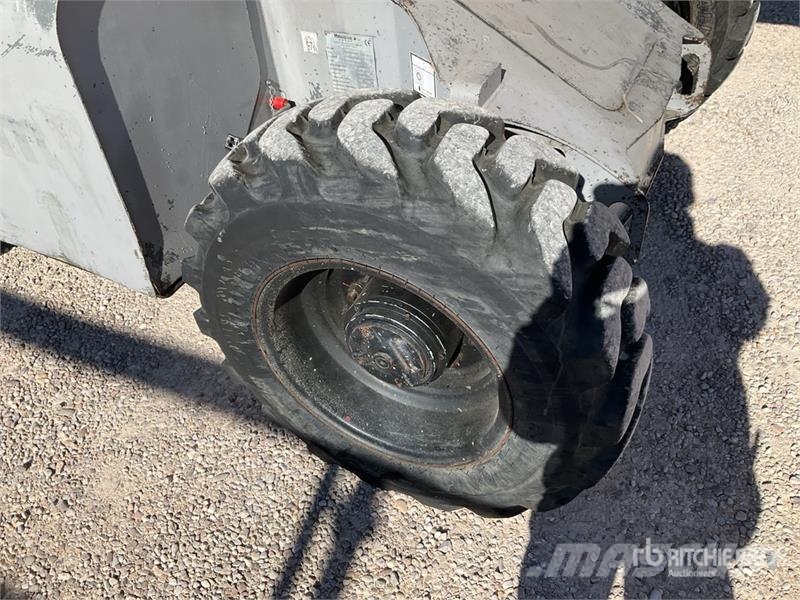 Haulotte HA12PX 4WD Diesel Articulating Boom Lift Bomlifte med knækarm