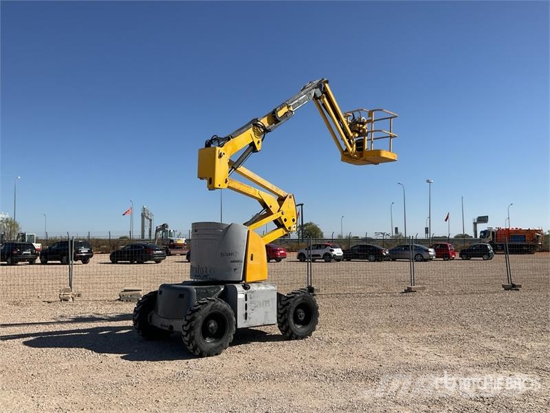 Haulotte HA12PX 4WD Diesel Articulating Boom Lift Bomlifte med knækarm