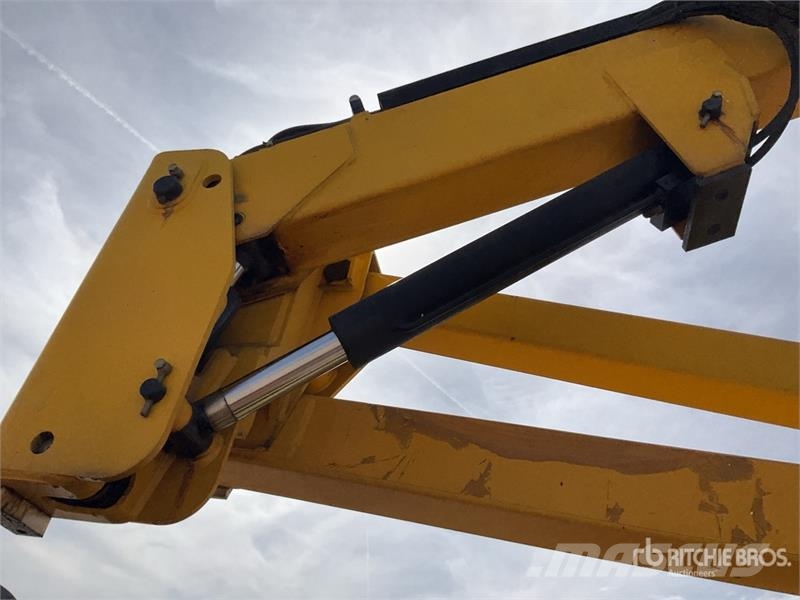 Haulotte HA12PX 4WD Diesel Articulating Boom Lift Колінчаті підйомники