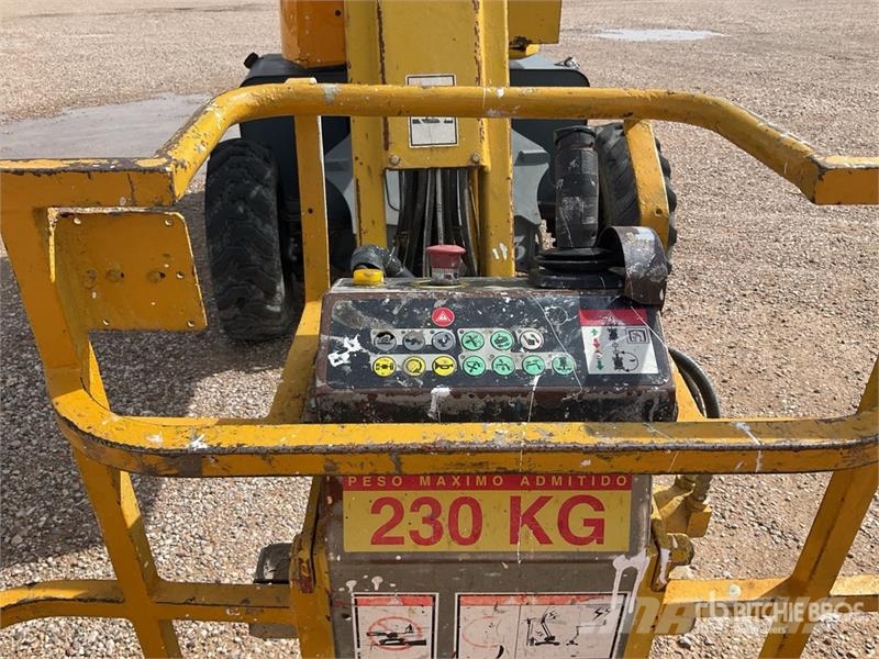 Haulotte HA12PX 4WD Diesel Articulating Boom Lift Колінчаті підйомники