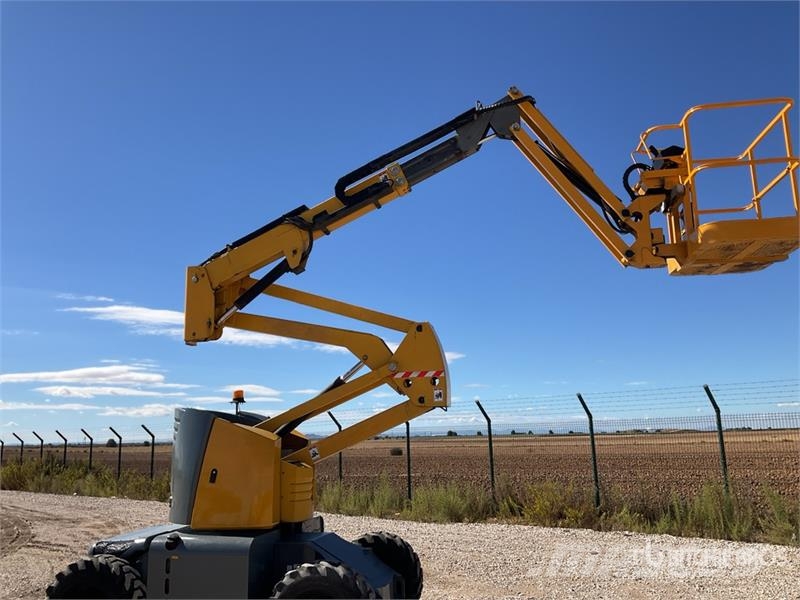 Haulotte HA12PX 4WD Diesel Articulating Boom Lift Zglobne dvižne ploščadi