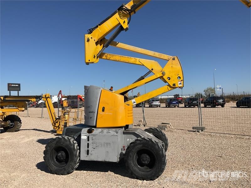 Haulotte HA12PX 4WD Diesel Articulating Boom Lift Bomlifte med knækarm