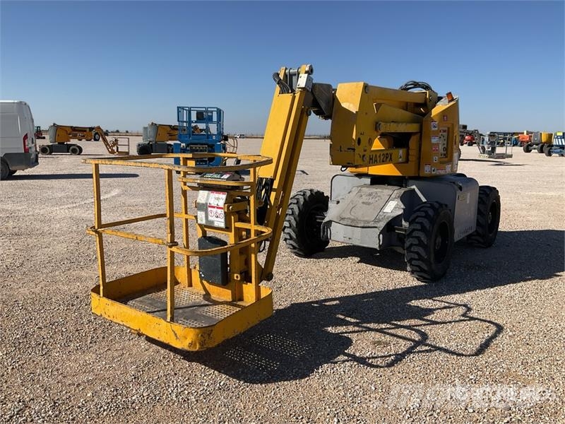 Haulotte HA12PX 4WD Diesel Articulating Boom Lift Bomlifte med knækarm