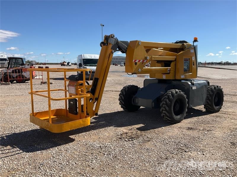 Haulotte HA12PX 4WD Diesel Articulating Boom Lift Zglobne dvižne ploščadi