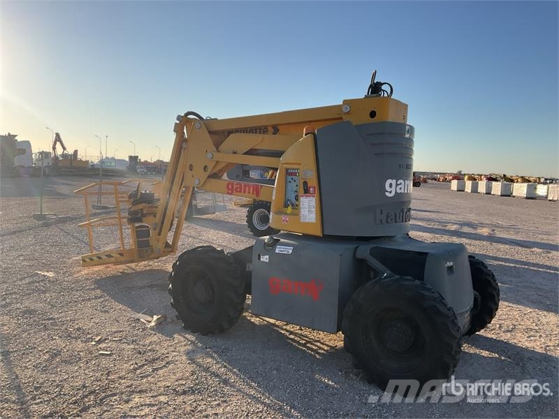 Haulotte HA12PX 4WD Diesel Articulating Boom Lift رافعات سلة مفصلية