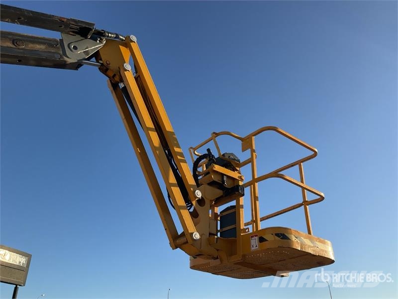 Haulotte HA12PX 4WD Diesel Articulating Boom Lift رافعات سلة مفصلية