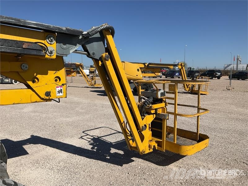 Haulotte HA12PX 4WD Diesel Articulating Boom Lift Bomlifte med knækarm