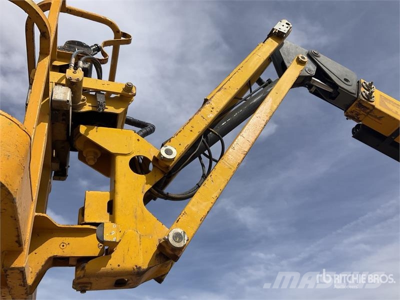 Haulotte HA12PX 4WD Diesel Articulating Boom Lift Колінчаті підйомники