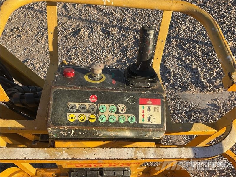 Haulotte HA12PX Diesel 12 mts Articulating Boom Lift Bomlifte med knækarm