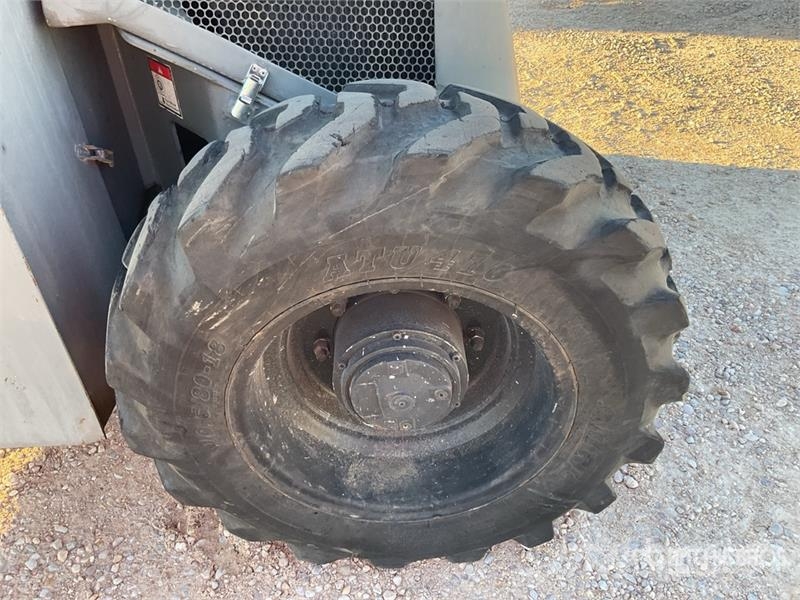 Haulotte HA12PX Diesel 12 mts Articulating Boom Lift Bomlifte med knækarm