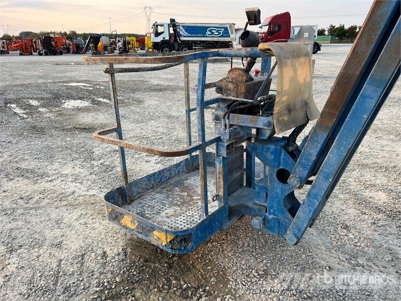 Haulotte HA12PX Diesel Articulating Boom Lift Zglobne dvižne ploščadi