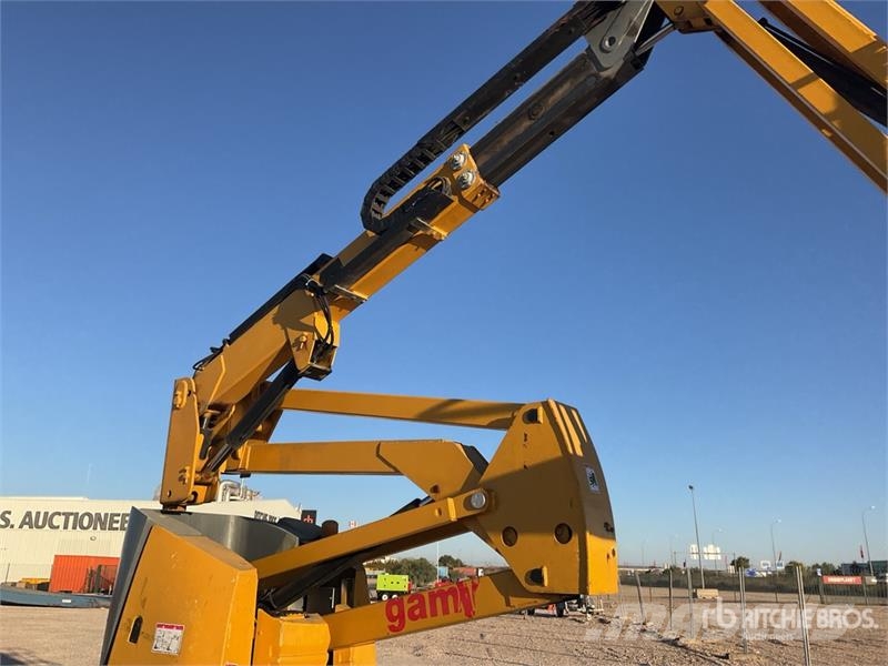 Haulotte HA12PX Diesel 12 mts Articulating Boom Lift Bomlifte med knækarm