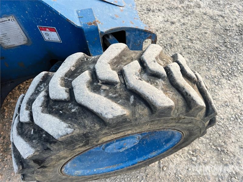 Haulotte HA12PX Diesel Articulating Boom Lift Zglobne dvižne ploščadi