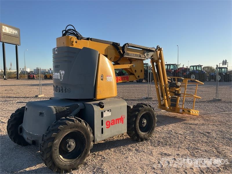 Haulotte HA12PX Diesel 12 mts Articulating Boom Lift Bomlifte med knækarm
