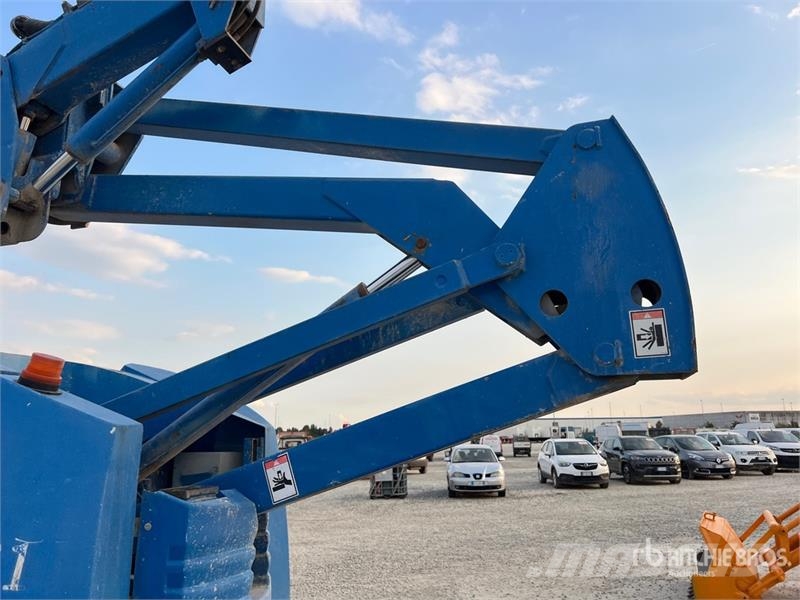 Haulotte HA12PX Diesel Articulating Boom Lift Zglobne dvižne ploščadi