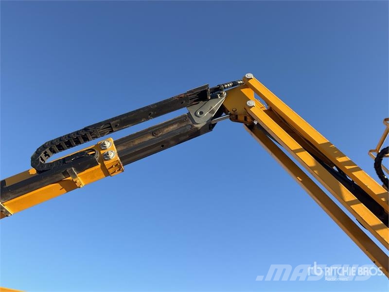 Haulotte HA12PX Diesel 12 mts Articulating Boom Lift Bomlifte med knækarm