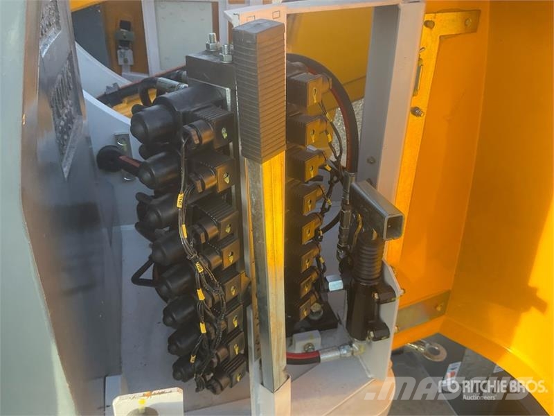 Haulotte HA151P 2WD Electric Articulating Boom Lift Elevadores braços articulados
