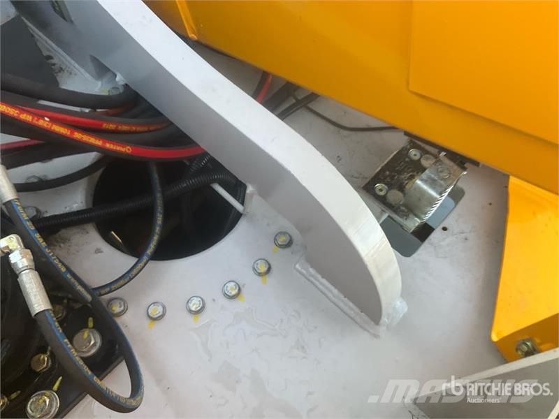 Haulotte HA151P 2WD Electric Articulating Boom Lift Elevadores braços articulados