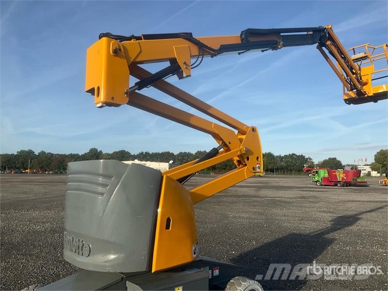 Haulotte HA151P 2WD Electric Articulating Boom Lift Elevadores braços articulados