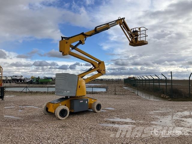Compra plataforma de trabajo articulada Haulotte HA15IP de segunda mano ...
