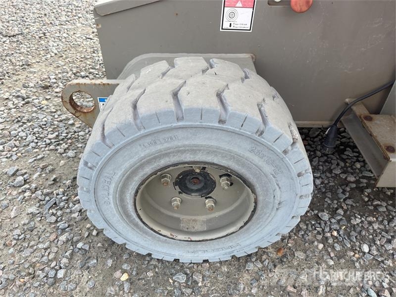 Haulotte HA15IP 2WD Electric Articulating Boom Lift Iseliikuvad poomtõstukid