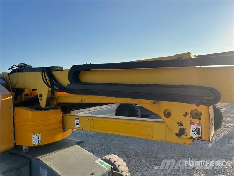 Haulotte HA15IP Electric Articulating Boom Lift (Inoperable Zglobne podizne platforme