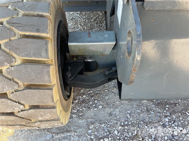 Haulotte HA15IP Electric Articulating Boom Lift Bomlifte med knækarm