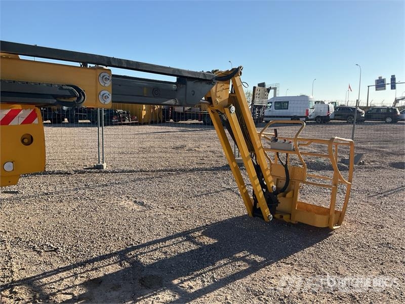 Haulotte HA15IP Electric Articulating Boom Lift Bomlifte med knækarm