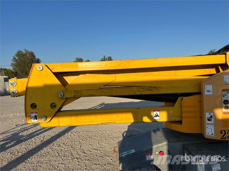 Haulotte HA15IP Electric Articulating Boom Lift (Inoperable Zglobne podizne platforme