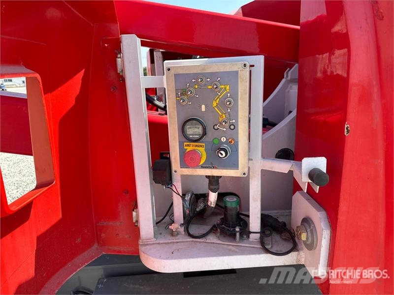 Haulotte HA15IP Electric Articulating Boom Lift Knikarmhoogwerkers