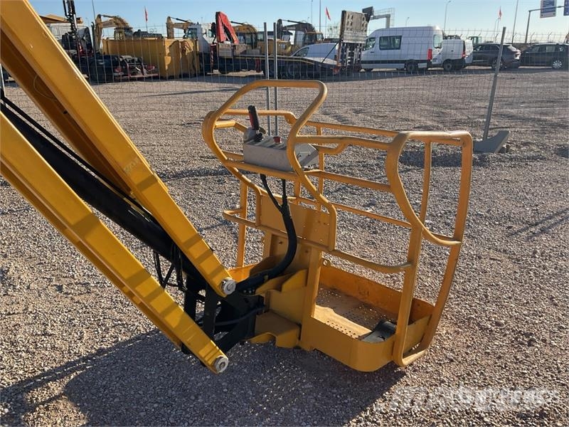 Haulotte HA15IP Electric Articulating Boom Lift Bomlifte med knækarm