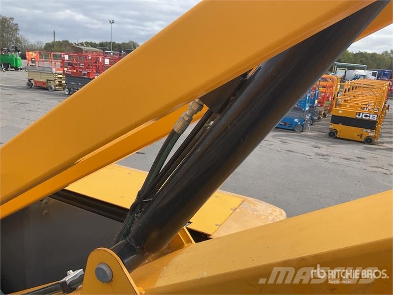 Haulotte HA16 RTJ PRO 4WD Diesel Articulating Boom Lift Gelenkteleskoparbeitsbühnen