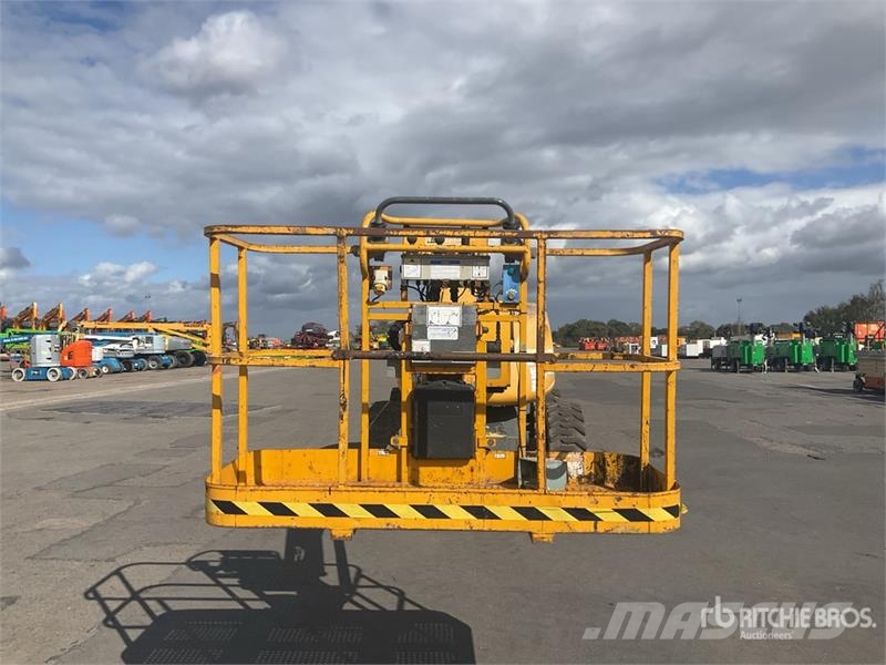 Haulotte HA16PX 4WD Diesel Articulating Boom Lift Gelenkteleskoparbeitsbühnen
