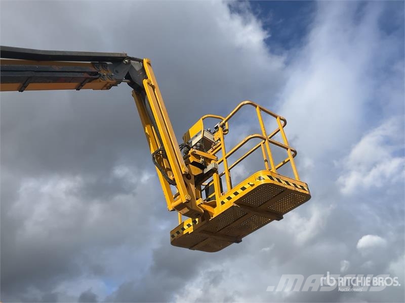Haulotte HA16PX 4WD Diesel Articulating Boom Lift Strēles pacēlāji