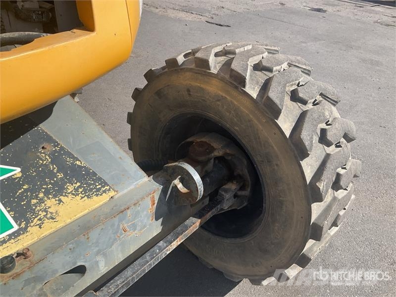 Haulotte HA16PX 4WD Diesel Articulating Boom Lift Gelenkteleskoparbeitsbühnen