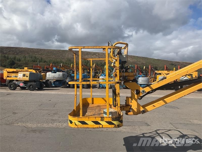 Haulotte HA16PX 4WD Diesel Articulating Boom Lift Gelenkteleskoparbeitsbühnen